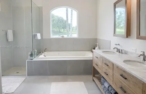 2716 Oakmont Court Weston FL 33332