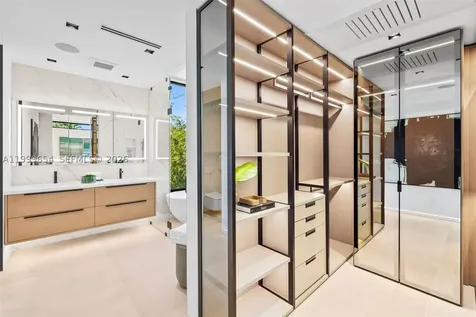 325 W 63rd Street Miami Beach FL 33141