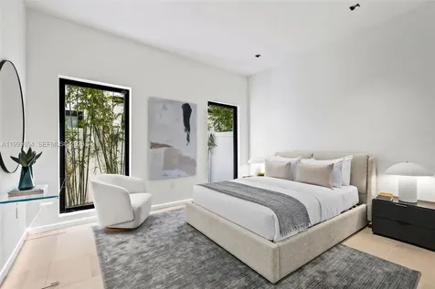 325 W 63rd Street Miami Beach FL 33141