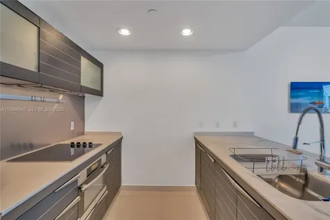 200 Biscayne Boulevard Way Miami FL 33131