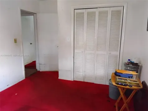 2124 NW 81st Street Miami FL 33147