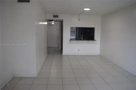 10013 Winding Lake Road Sunrise FL 33351