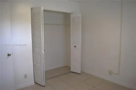 10013 Winding Lake Road Sunrise FL 33351
