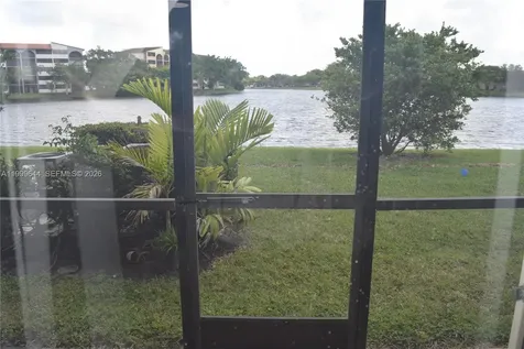 10013 Winding Lake Road Sunrise FL 33351