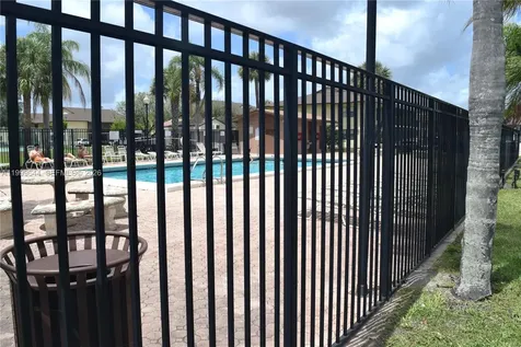 10013 Winding Lake Road Sunrise FL 33351
