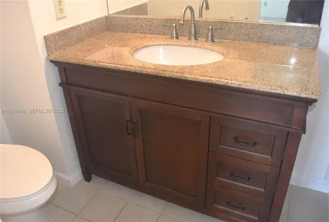 10013 Winding Lake Road Sunrise FL 33351