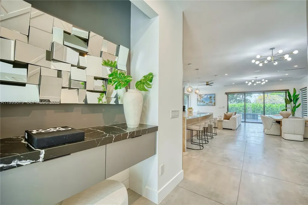 2613 Center Avenue Fort Lauderdale FL 33308