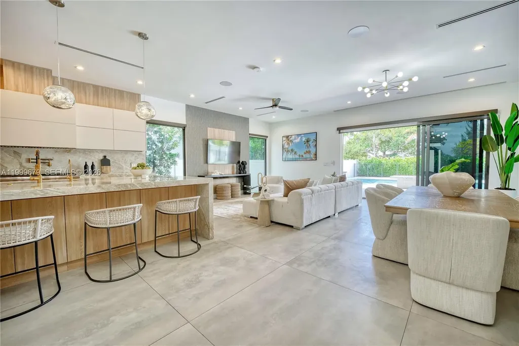 2613 Center Avenue Fort Lauderdale FL 33308