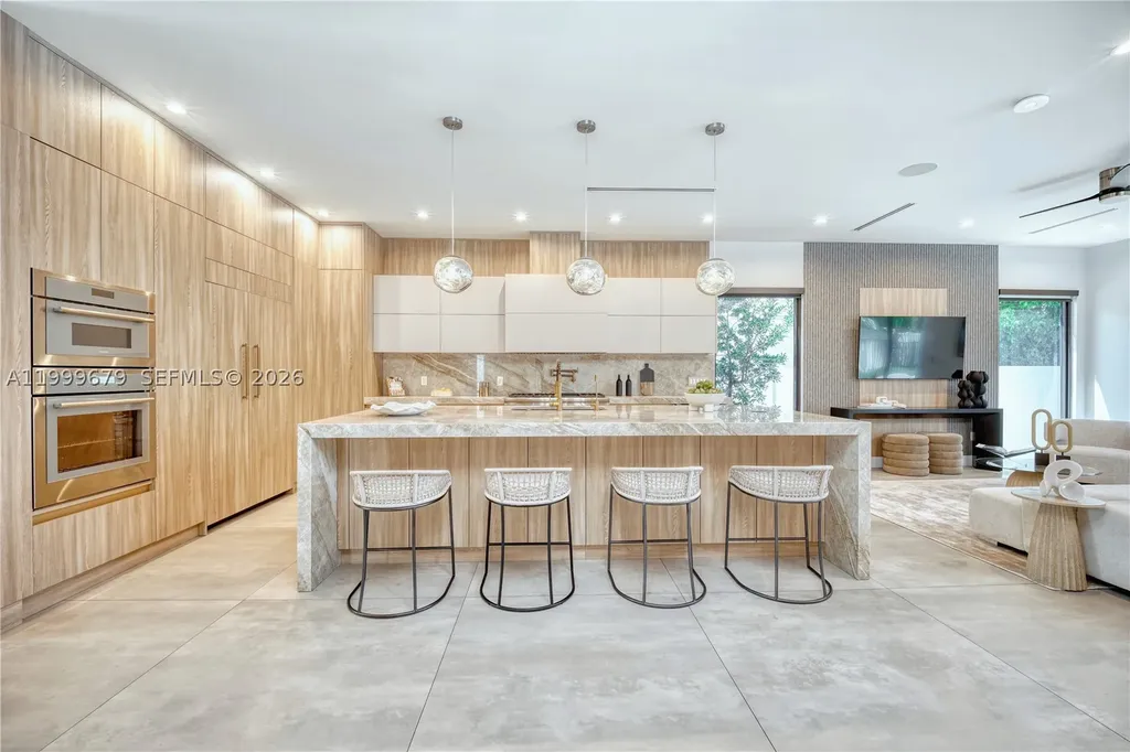 2613 Center Avenue Fort Lauderdale FL 33308