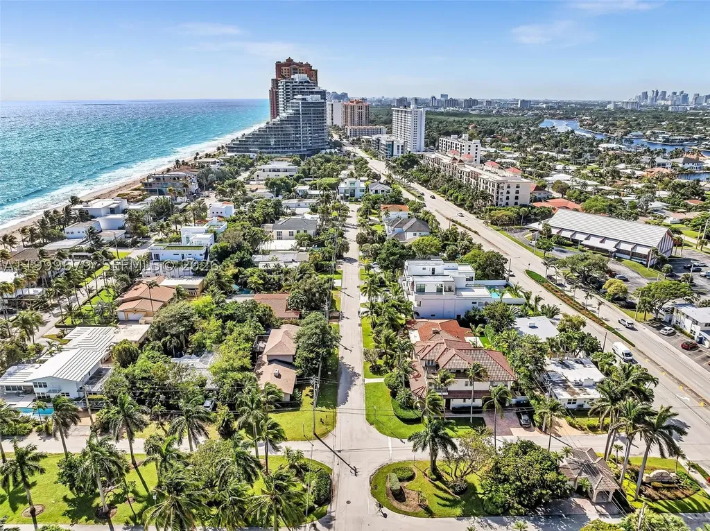 2613 Center Avenue Fort Lauderdale FL 33308