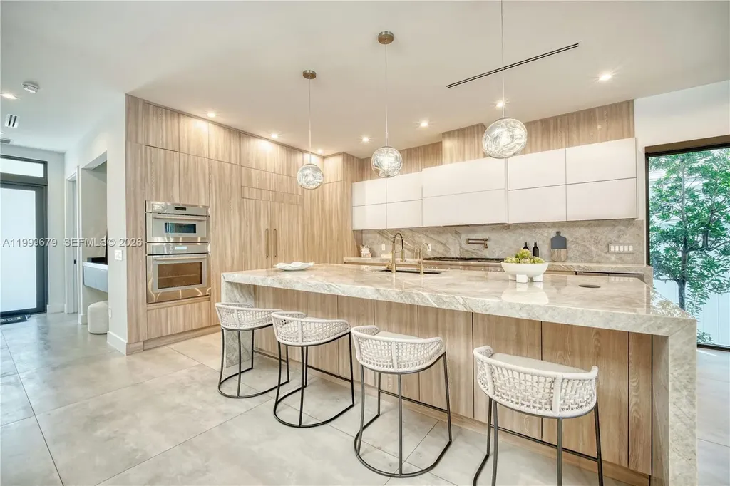 2613 Center Avenue Fort Lauderdale FL 33308