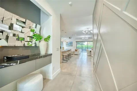 2613 Center Avenue Fort Lauderdale FL 33308