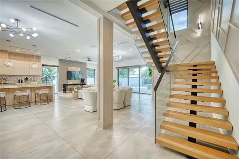 2613 Center Avenue Fort Lauderdale FL 33308