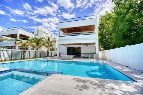 2613 Center Avenue Fort Lauderdale FL 33308