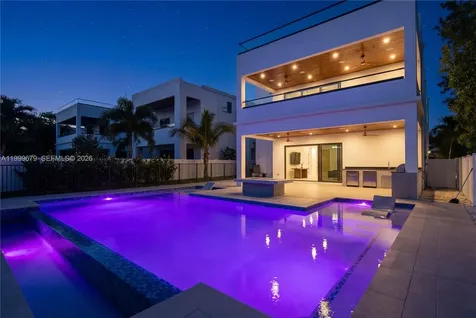 2613 Center Avenue Fort Lauderdale FL 33308