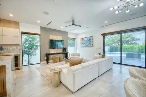 2613 Center Avenue Fort Lauderdale FL 33308