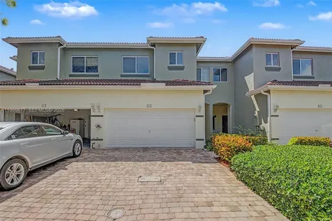 2020 SE 23rd Avenue Homestead FL 33035
