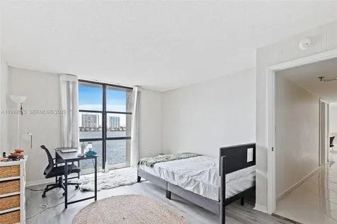 17600 N Bay Road Sunny Isles Beach FL 33160