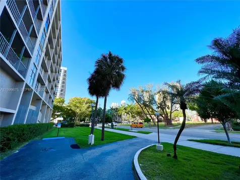 17600 N Bay Road Sunny Isles Beach FL 33160