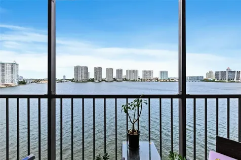 17600 N Bay Road Sunny Isles Beach FL 33160