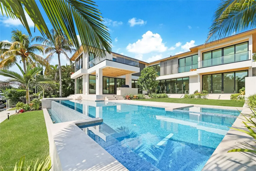 770 Lake Road Miami FL 33137
