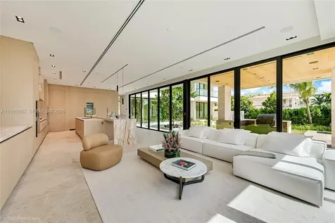 770 Lake Road Miami FL 33137