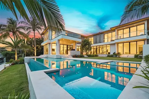 770 Lake Road Miami FL 33137