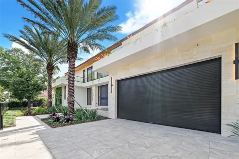 770 Lake Road Miami FL 33137
