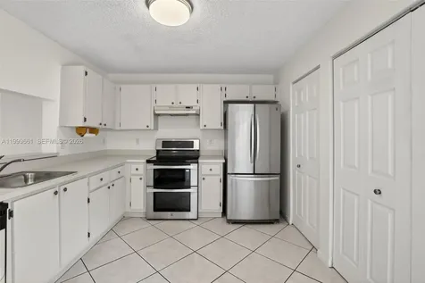 10845 NW 8th Street Pembroke Pines FL 33026