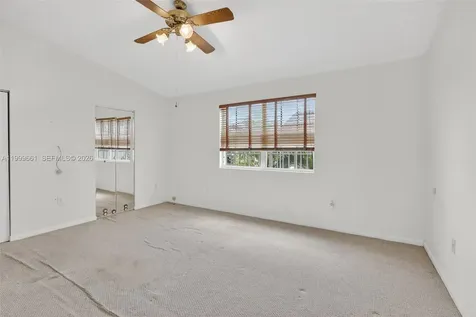 10845 NW 8th Street Pembroke Pines FL 33026