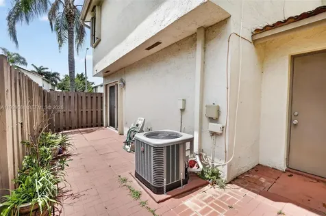 10845 NW 8th Street Pembroke Pines FL 33026