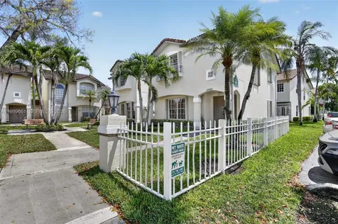 10845 NW 8th Street Pembroke Pines FL 33026