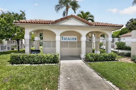 10845 NW 8th Street Pembroke Pines FL 33026