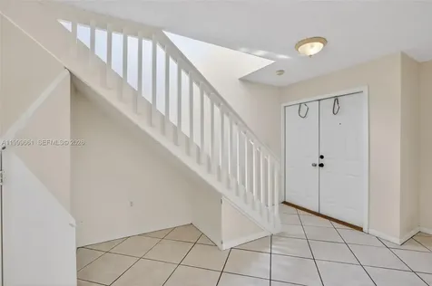10845 NW 8th Street Pembroke Pines FL 33026