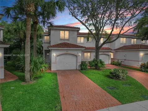 7659 Tamarac Island Circle Tamarac FL 33321