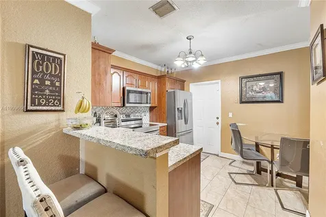 7659 Tamarac Island Circle Tamarac FL 33321