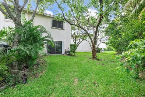 7659 Tamarac Island Circle Tamarac FL 33321