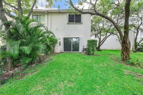 7659 Tamarac Island Circle Tamarac FL 33321