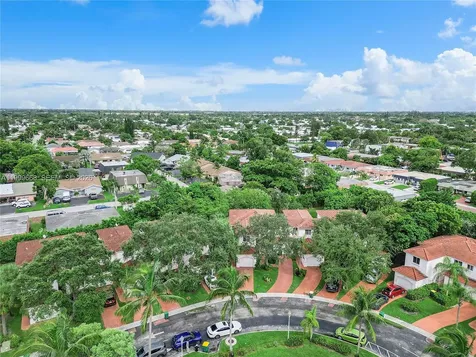 7659 Tamarac Island Circle Tamarac FL 33321