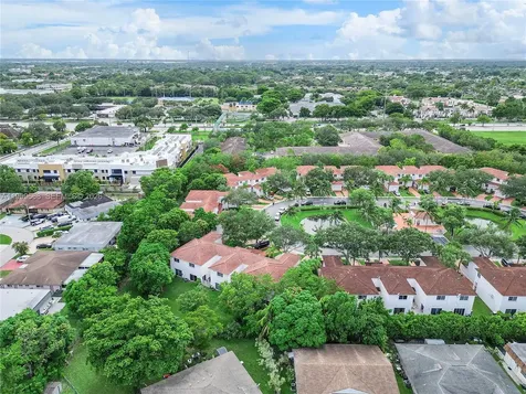 7659 Tamarac Island Circle Tamarac FL 33321