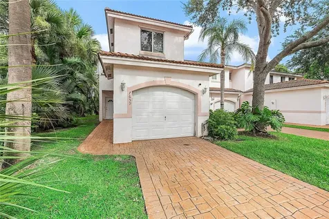 7659 Tamarac Island Circle Tamarac FL 33321