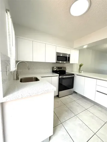 1460 W 41st Street Hialeah FL 33012