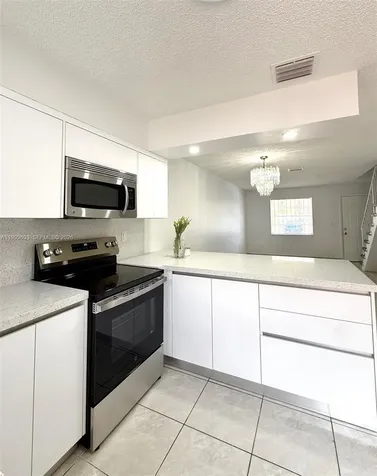 1460 W 41st Street Hialeah FL 33012