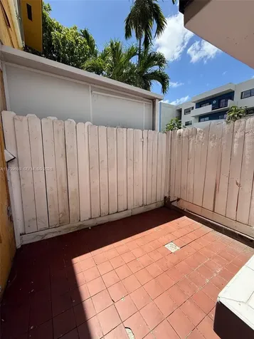 1460 W 41st Street Hialeah FL 33012