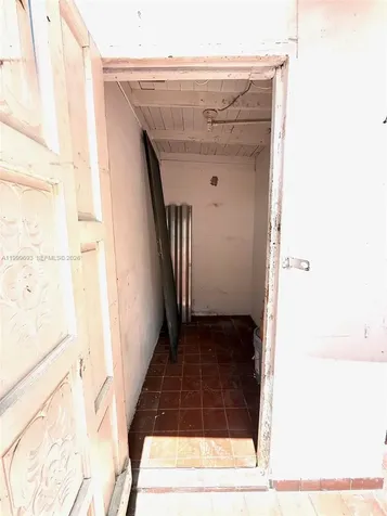 1460 W 41st Street Hialeah FL 33012