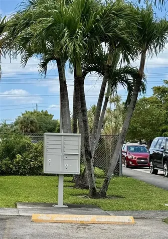 1460 W 41st Street Hialeah FL 33012