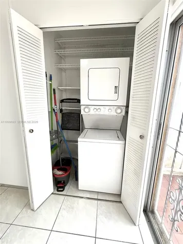 1460 W 41st Street Hialeah FL 33012