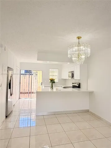 1460 W 41st Street Hialeah FL 33012