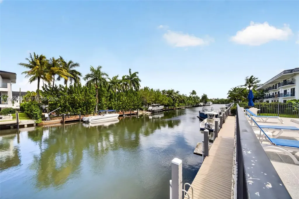 6815 Edgewater Drive Coral Gables FL 33133