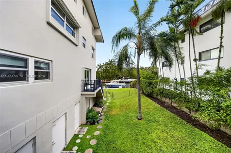 6815 Edgewater Drive Coral Gables FL 33133